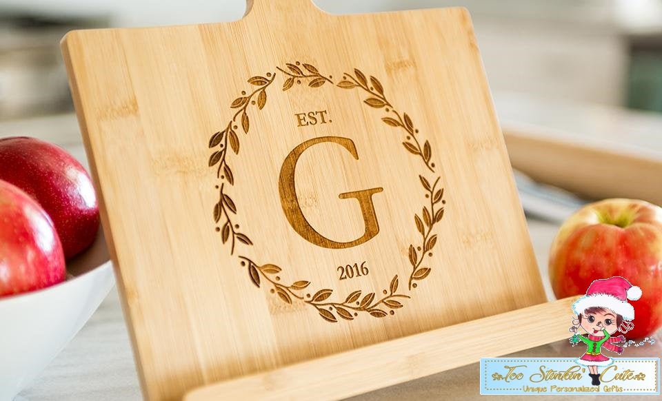 Personalized Cookbook Stand, Bamboo Standing Chef's Easel, Custom Kitchen  Gifts for Mom